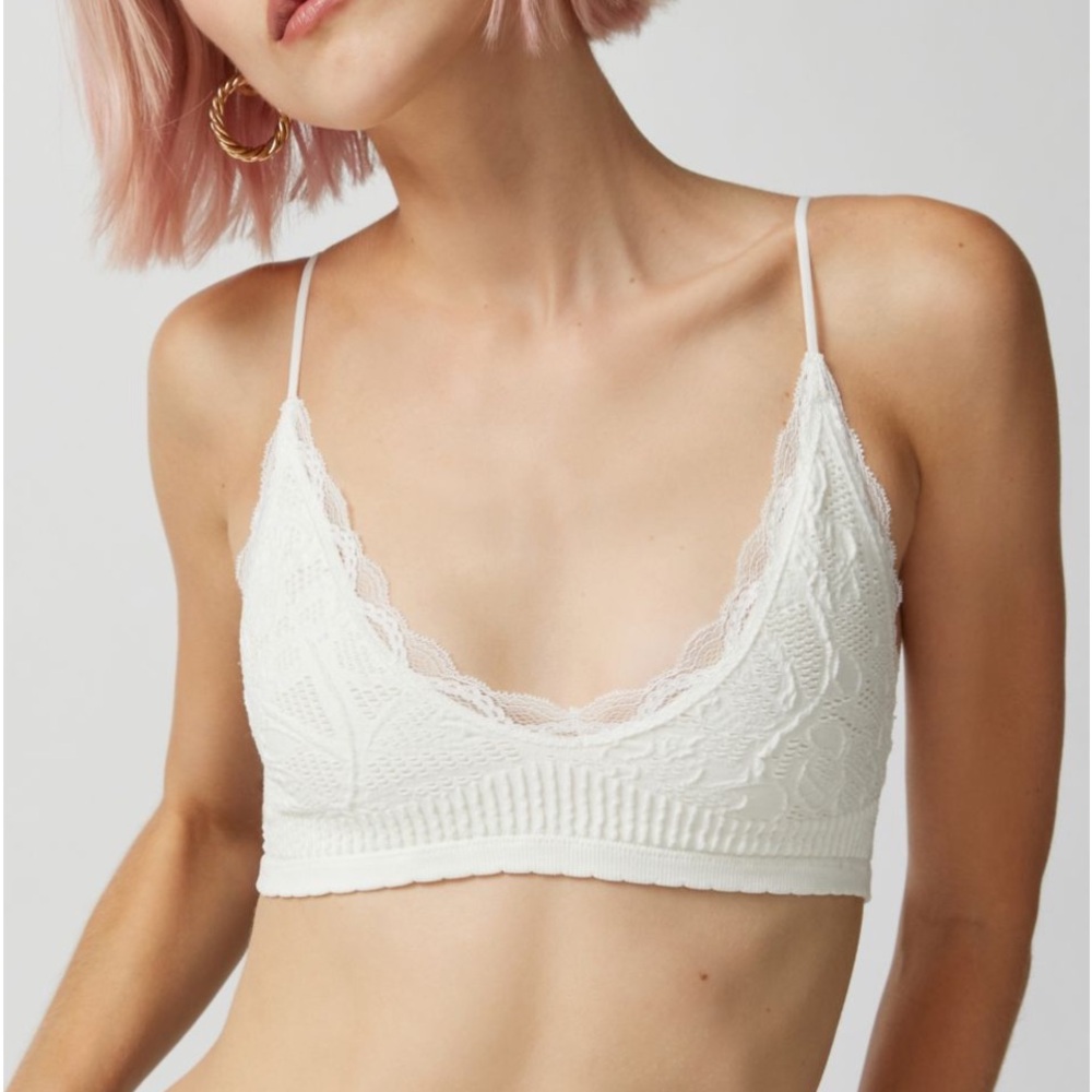 Out From Under Seamless Stretch Lace Bralette